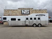 2026 4 horse Bloomer 4 Horse Side Load with 12' Outlaw Conversions