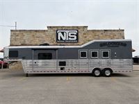 2026 3 horse Bloomer 3 Horse Side Load with 14'9" Outlaw Conversions