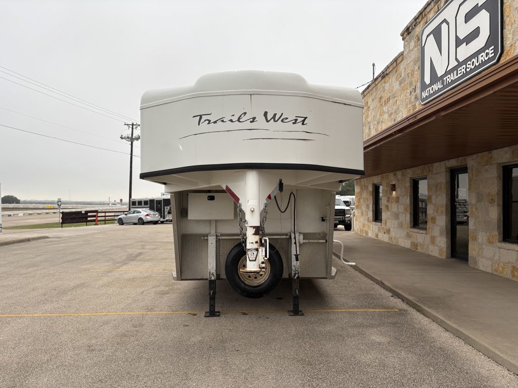 2007 Trails West 4 horse slant load gooseneck trailer