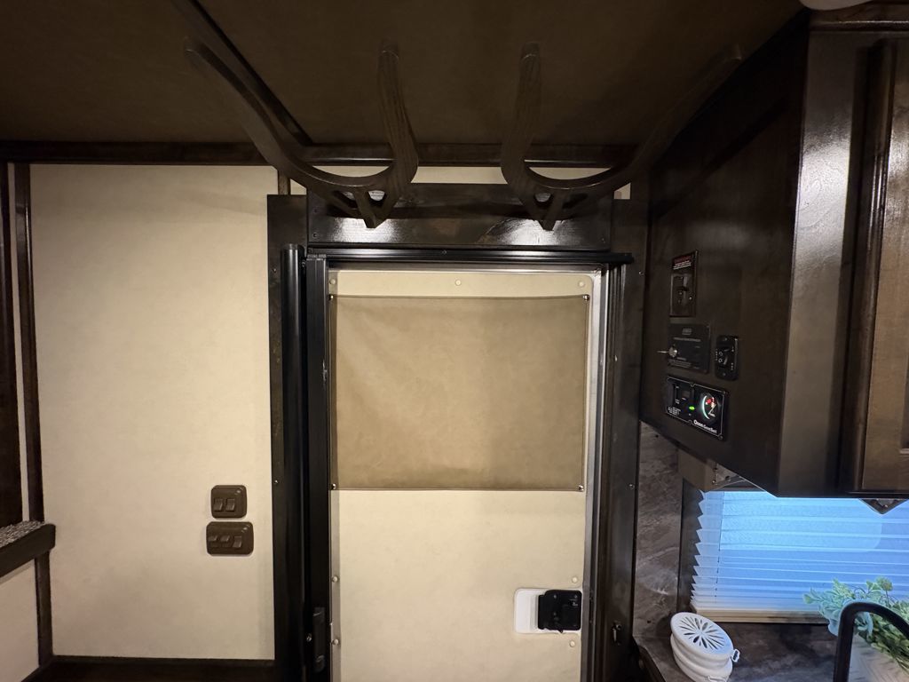 Trailer Photo 24