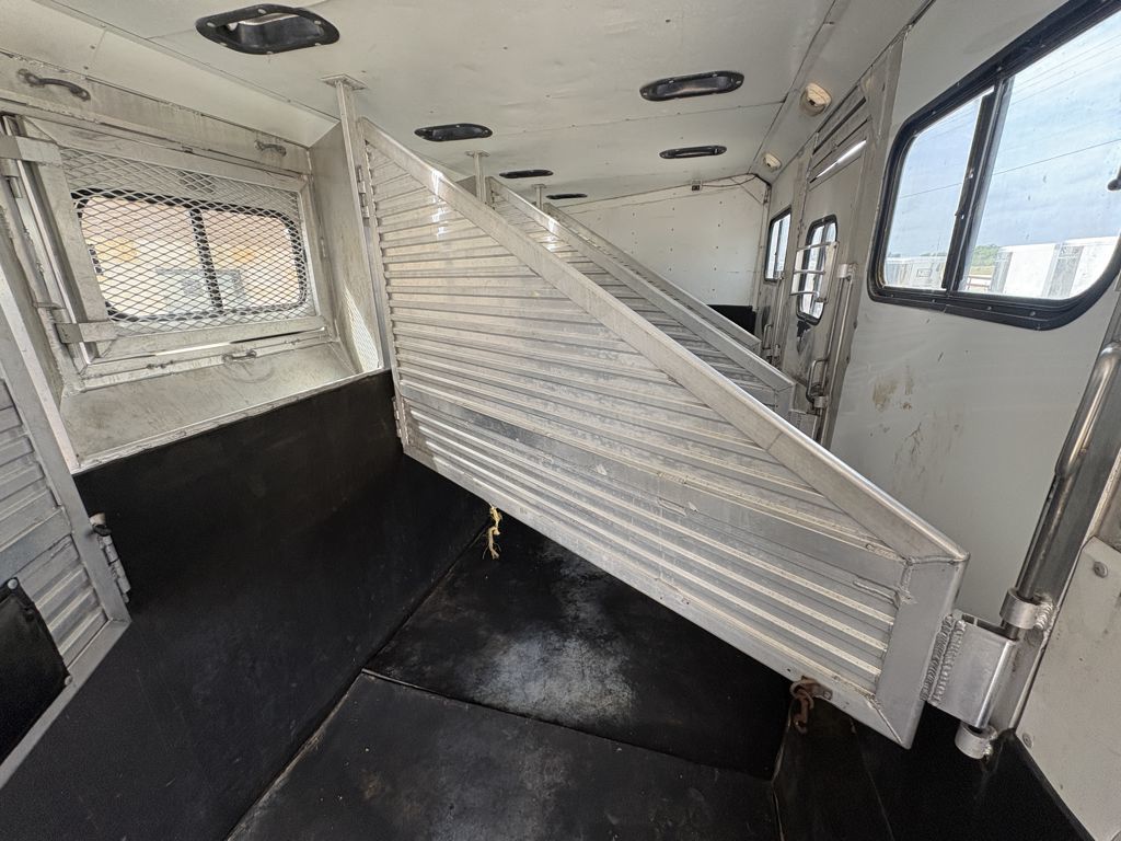 Trailer Photo 9