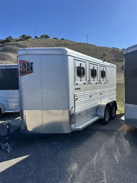 Trailer Photo 2
