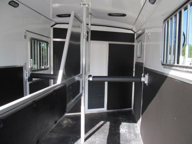 Trailer Photo 7