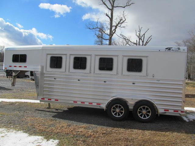 Trailer Photo 3