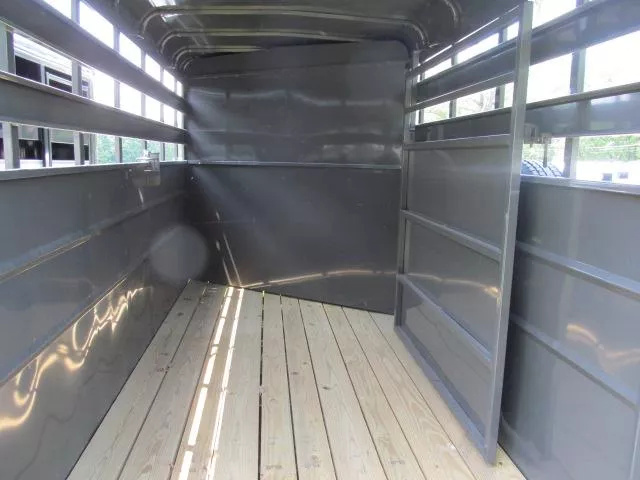 Trailer Photo 4