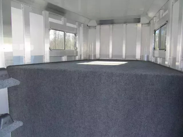 Trailer Photo 19