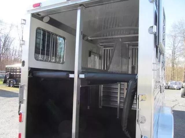 Trailer Photo 7