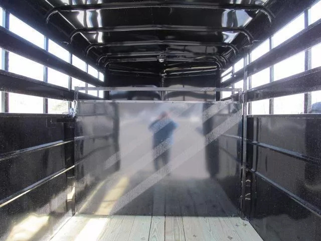 Trailer Photo 6