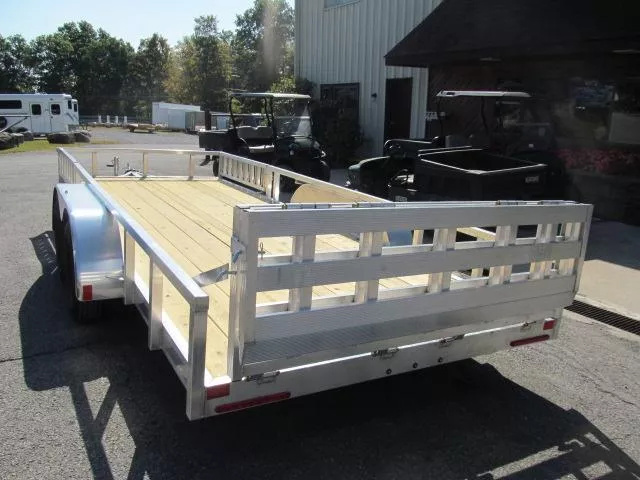 Trailer Photo 4