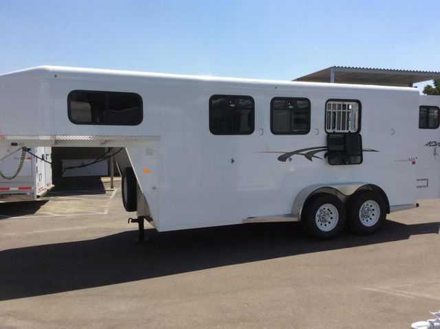 2025 Trails West adventure mx (gn) horse trailer