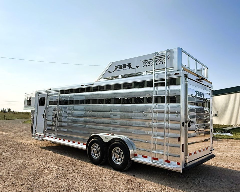 2026 Twister Trailer 5 horse