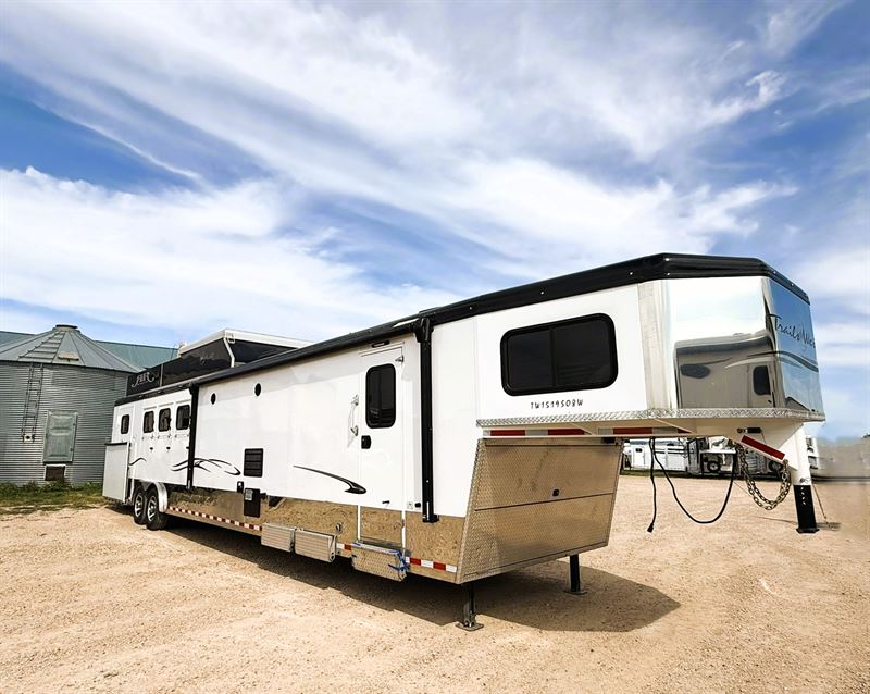 2021 Trails West 4hlq
