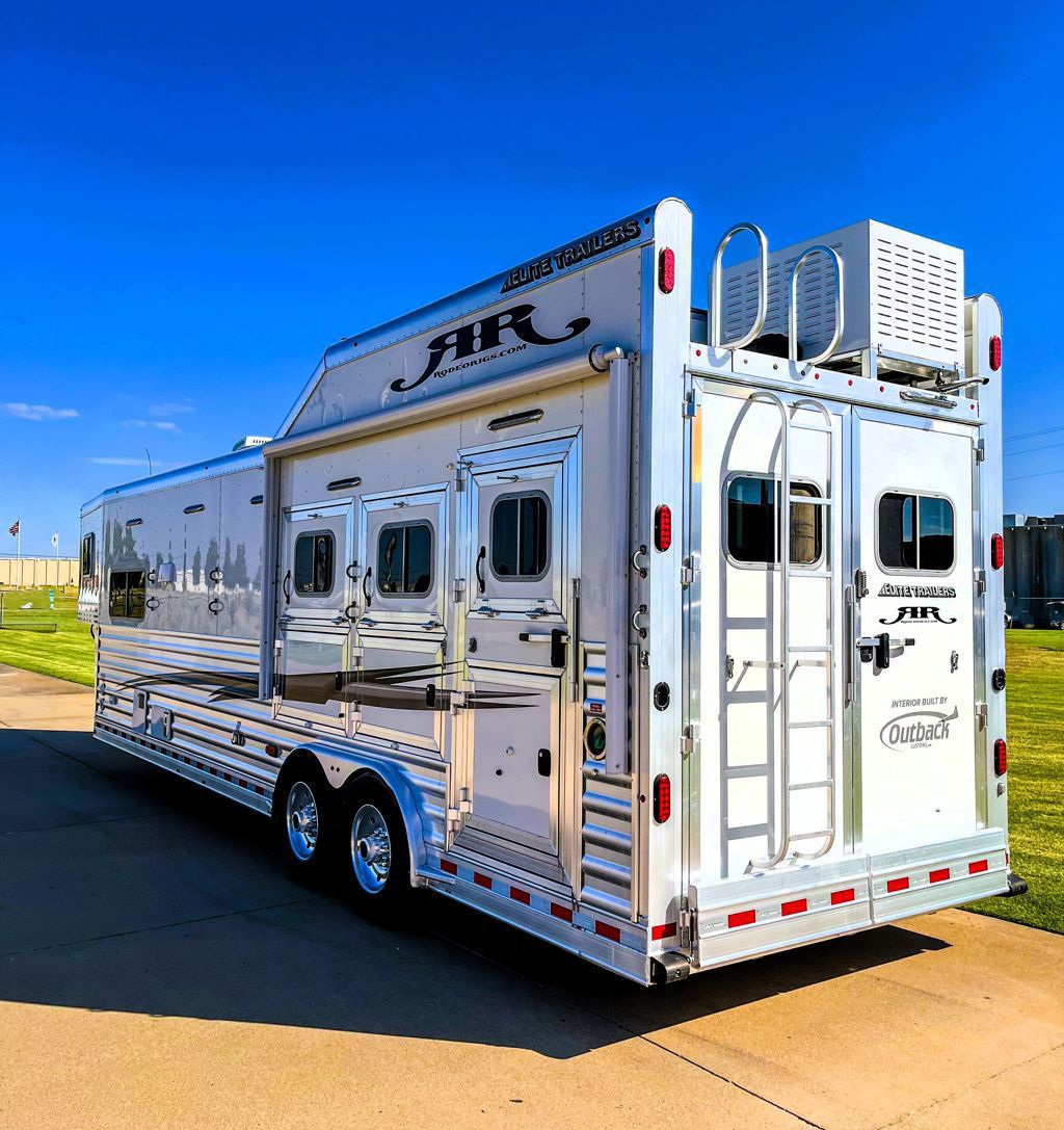 2015 Platinum Coach 3hlq