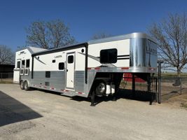 2026 3 horse Lakota IN8315SR