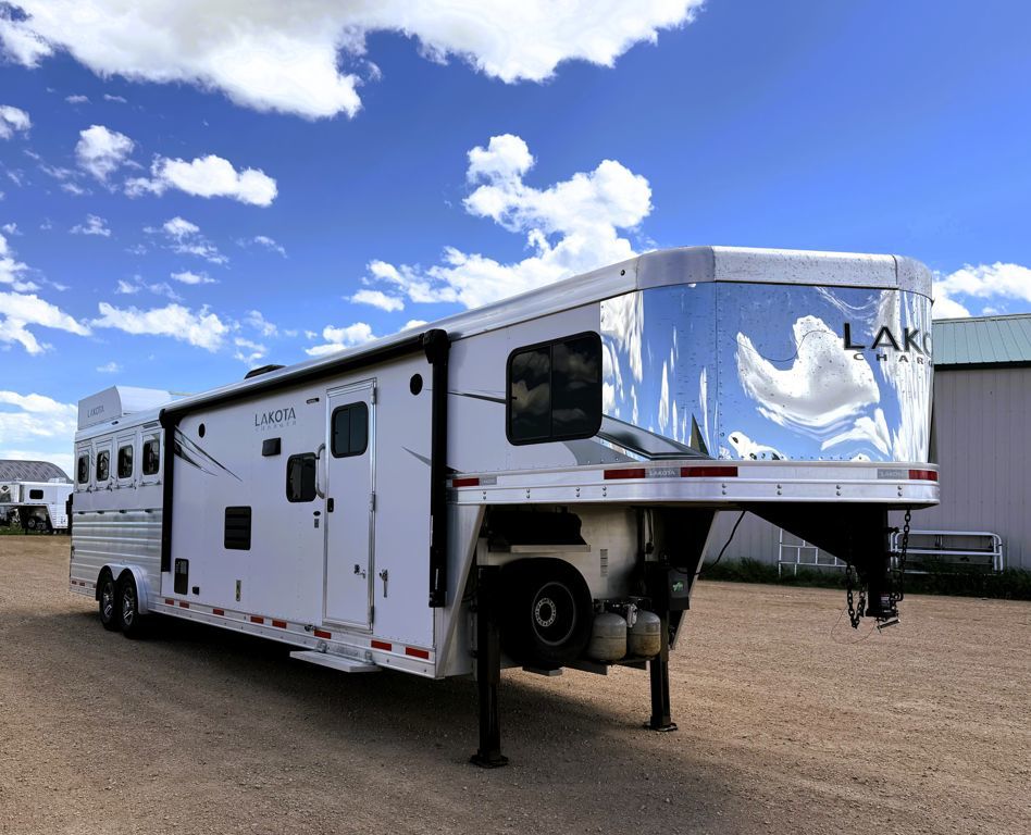 Trailer Photo 3