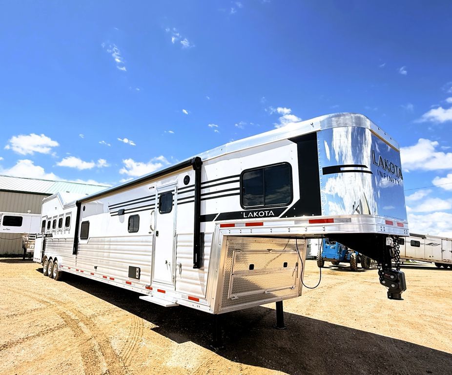 Trailer Photo 4