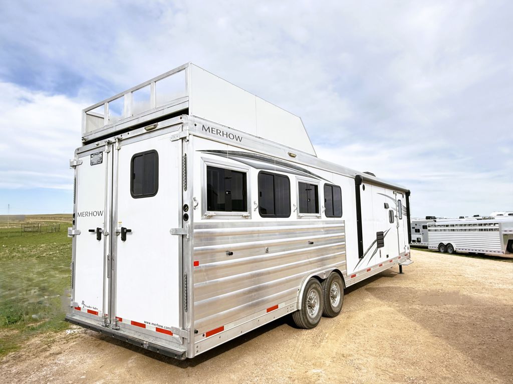 Trailer Photo 2