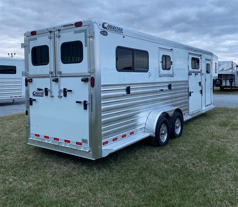 2024 Cimarron Deluxe 2+1 XL Stalls & WERM