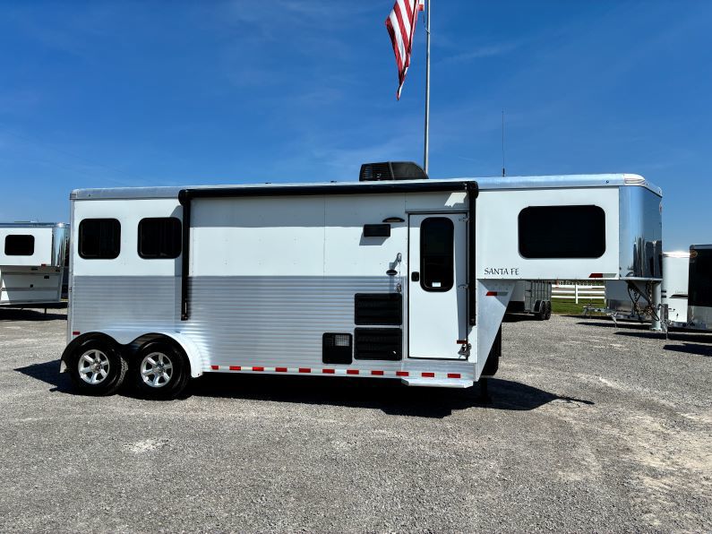 2017 Sundowner santa fe 6908 2 horse slant load