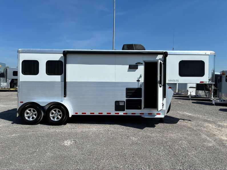 2017 Sundowner santa fe 6908 2 horse slant load
