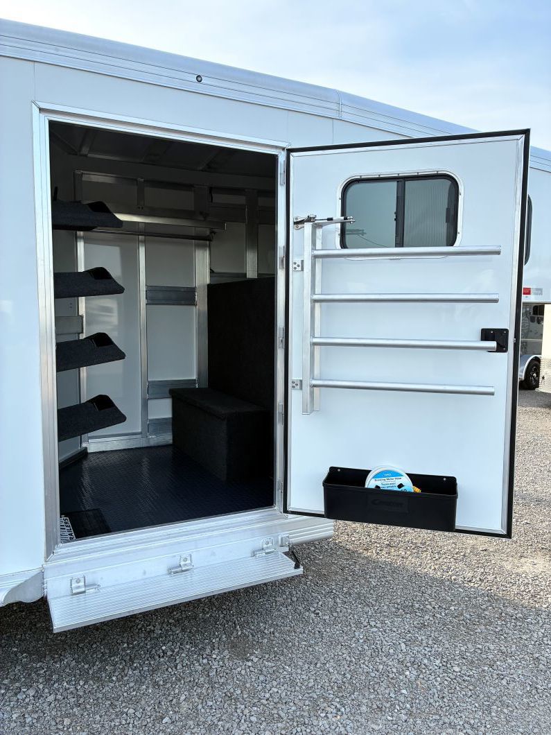 2027 Cimarron norstar 4 horse ready-to-go pkg. gooseneck trailer