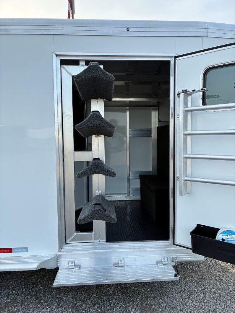 2027 Cimarron norstar 4 horse ready-to-go pkg. gooseneck trailer