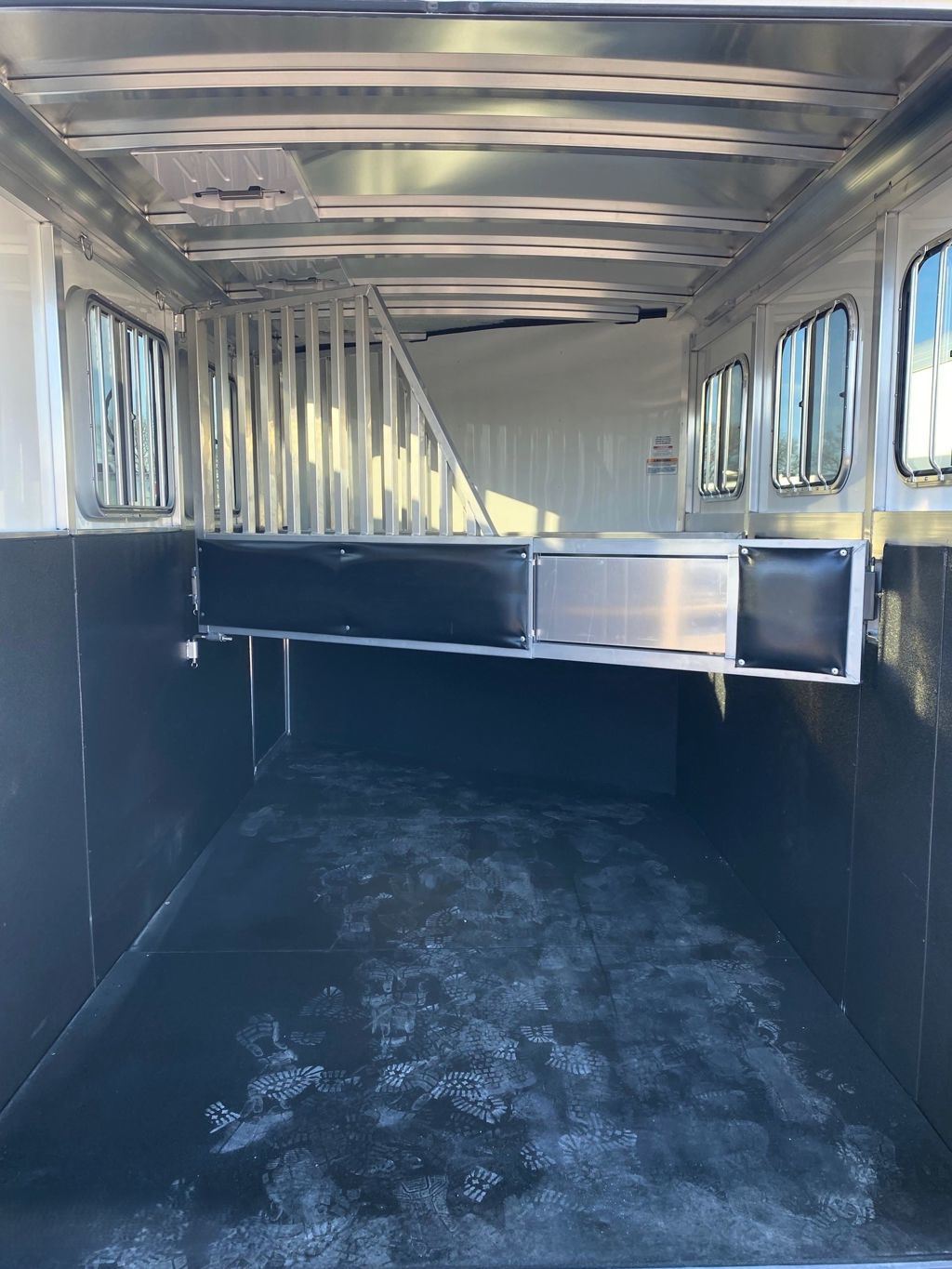 2025 Sundowner super sport 3 horse bp