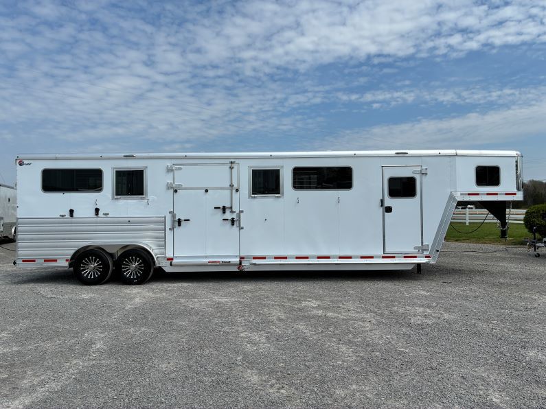2026 Kiefer Built 4 horse head-to-head trailer with a tack room