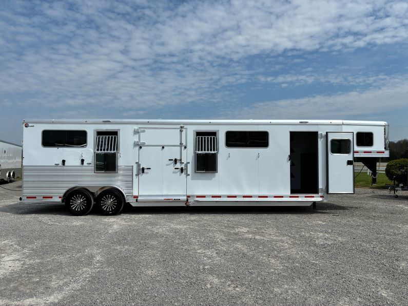 2026 Kiefer Built 4 horse head-to-head trailer with a tack room