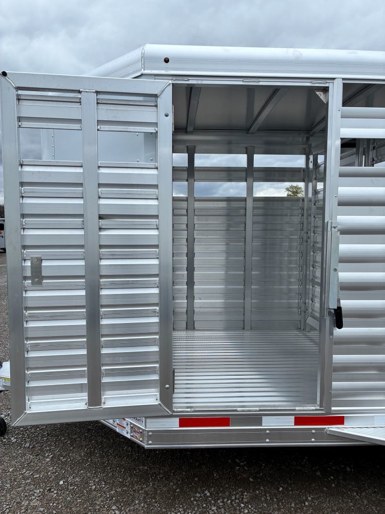 2026 Exiss express livestock 13ft. bumper pull