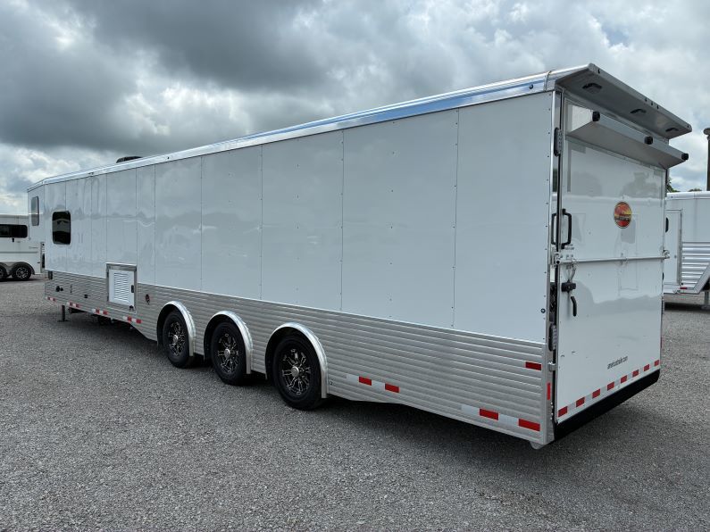 2026 Sundowner 1786gm pro grade 42ft toy hauler
