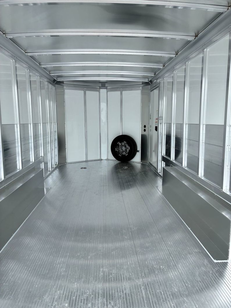 Trailer Photo 12