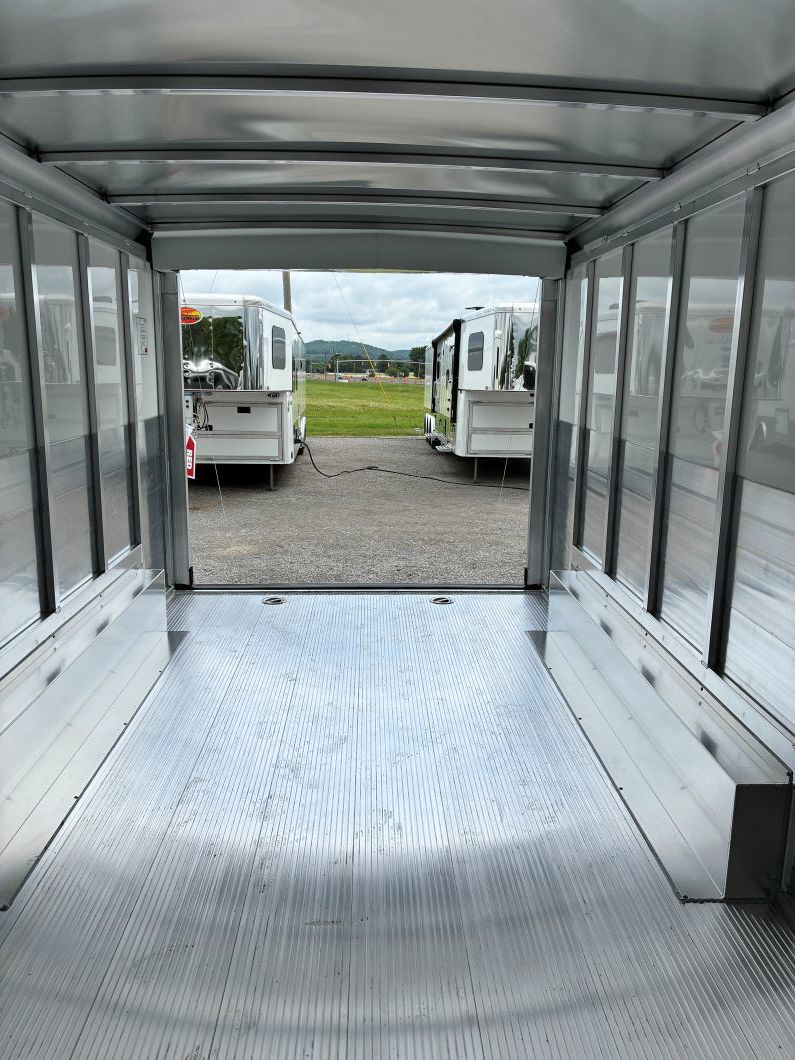 Trailer Photo 14