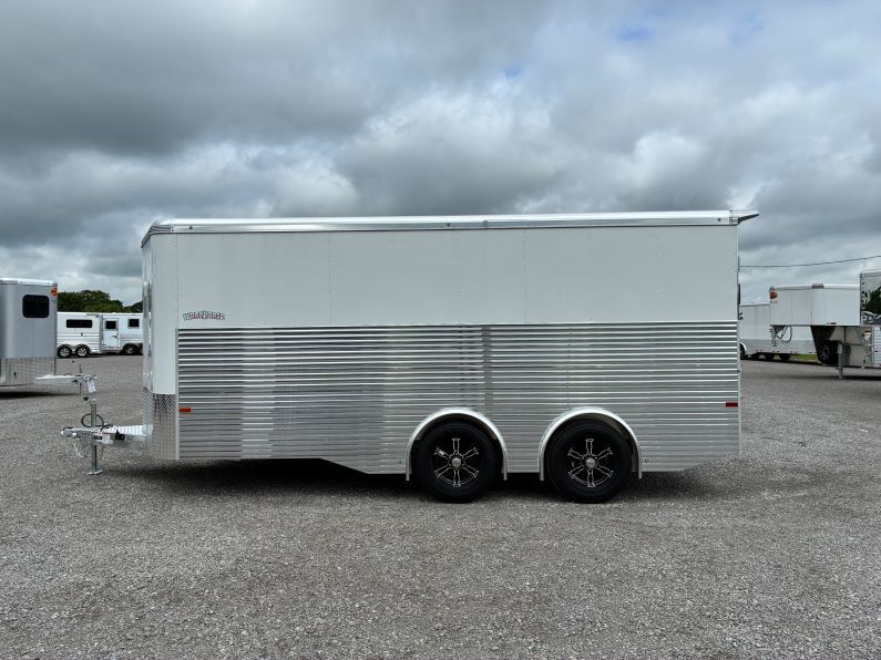 Trailer Photo 19