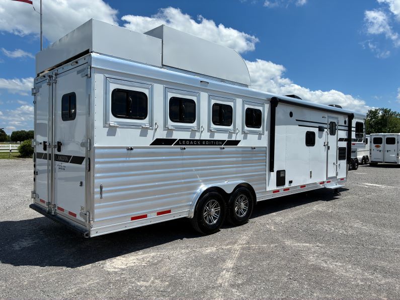 Trailer Photo 26