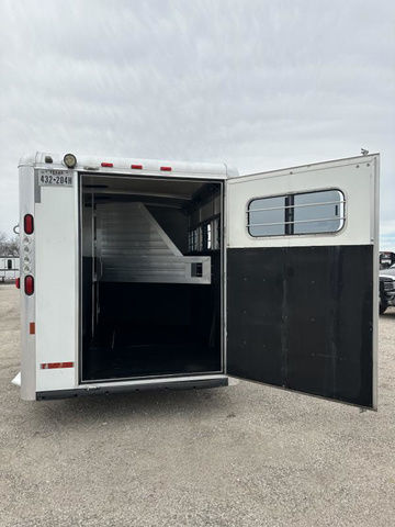 Trailer Photo 10