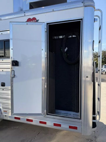 Trailer Photo 2