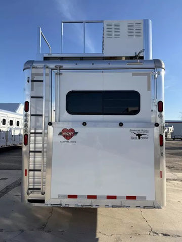 Trailer Photo 4