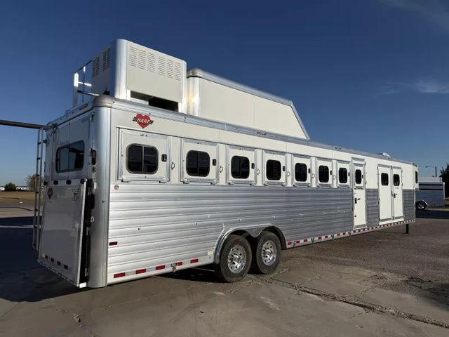 Trailer Photo 9