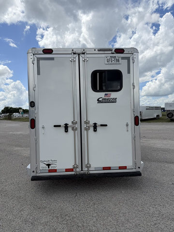 Trailer Photo 8