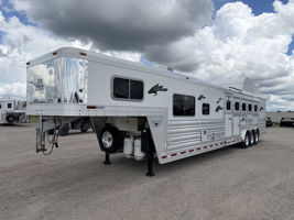 2019 Stock horse Platinum Coach 5H 12' SW Side Load