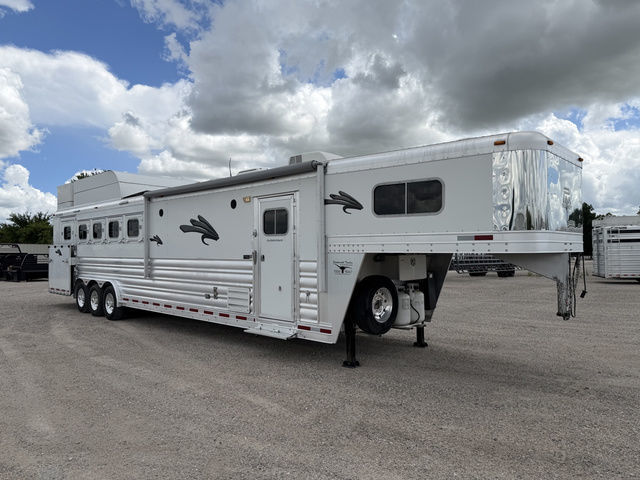 Trailer Photo 11