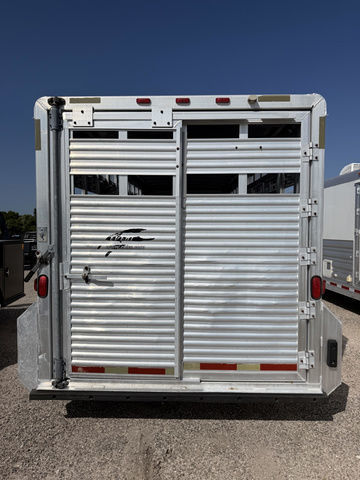 Trailer Photo 3