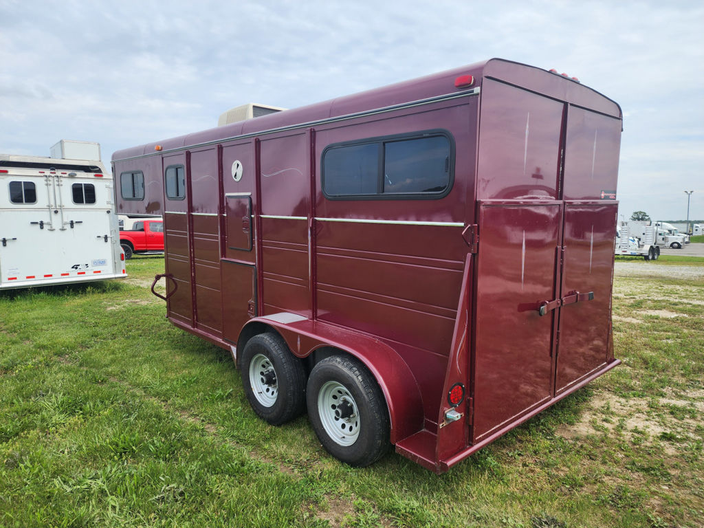 1999 Valley 1999 big valley lq horse trailer 2h straight load