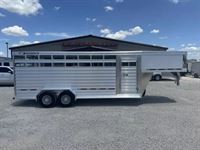 2025 Stock horse Featherlite Trailers 20' Stock Trailer