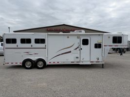 2007 3 horse Lakota 4 Horse Gooseneck Living Quarters