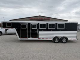 2026 4 horse Featherlite Trailers 4 Horse Gooseneck 9600