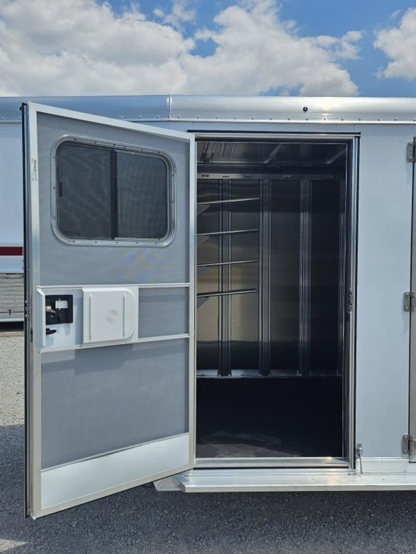 2025 Featherlite 4 horse gooseneck