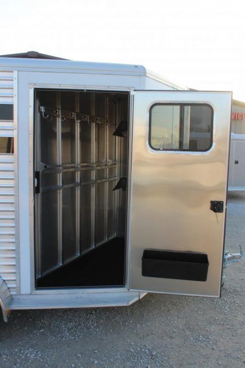 2023 Frontier 2 horse slant load bumper pull