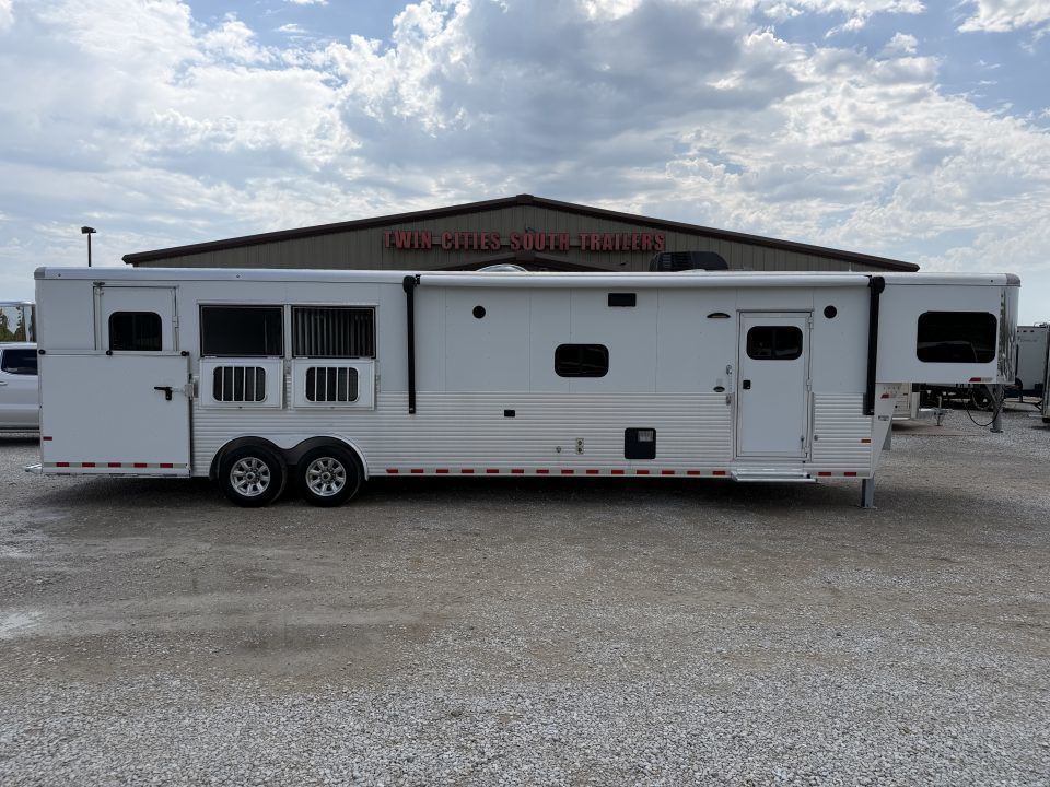 Trailer Photo 3